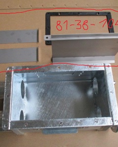Separating plate w/two hand slides f/lower part f/basic boot